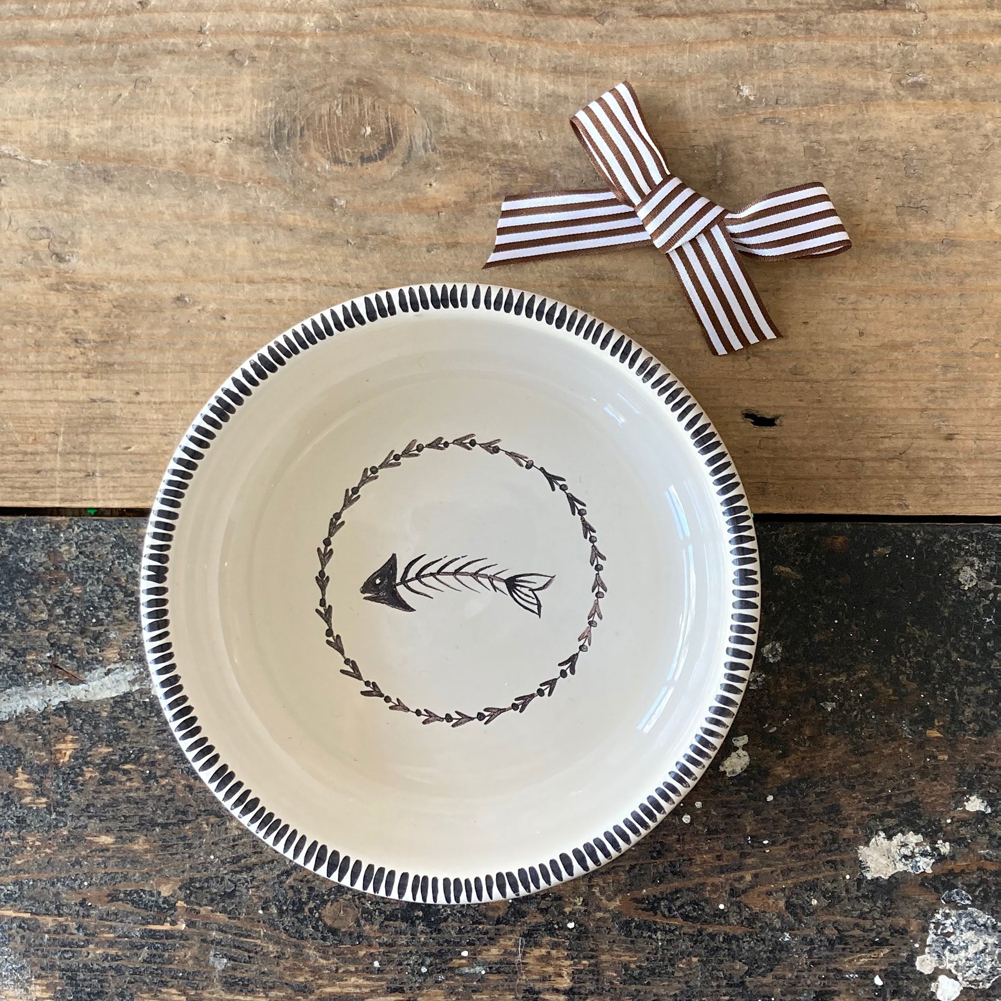 Garland Cat Bowl