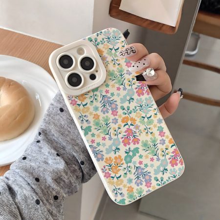 [Vibrant Hand Model] Shockproof Hand Model for Iphone 11 to 16 Pro And Pro Max | A Vibrant Decorated with Spring Flowers And Nuts